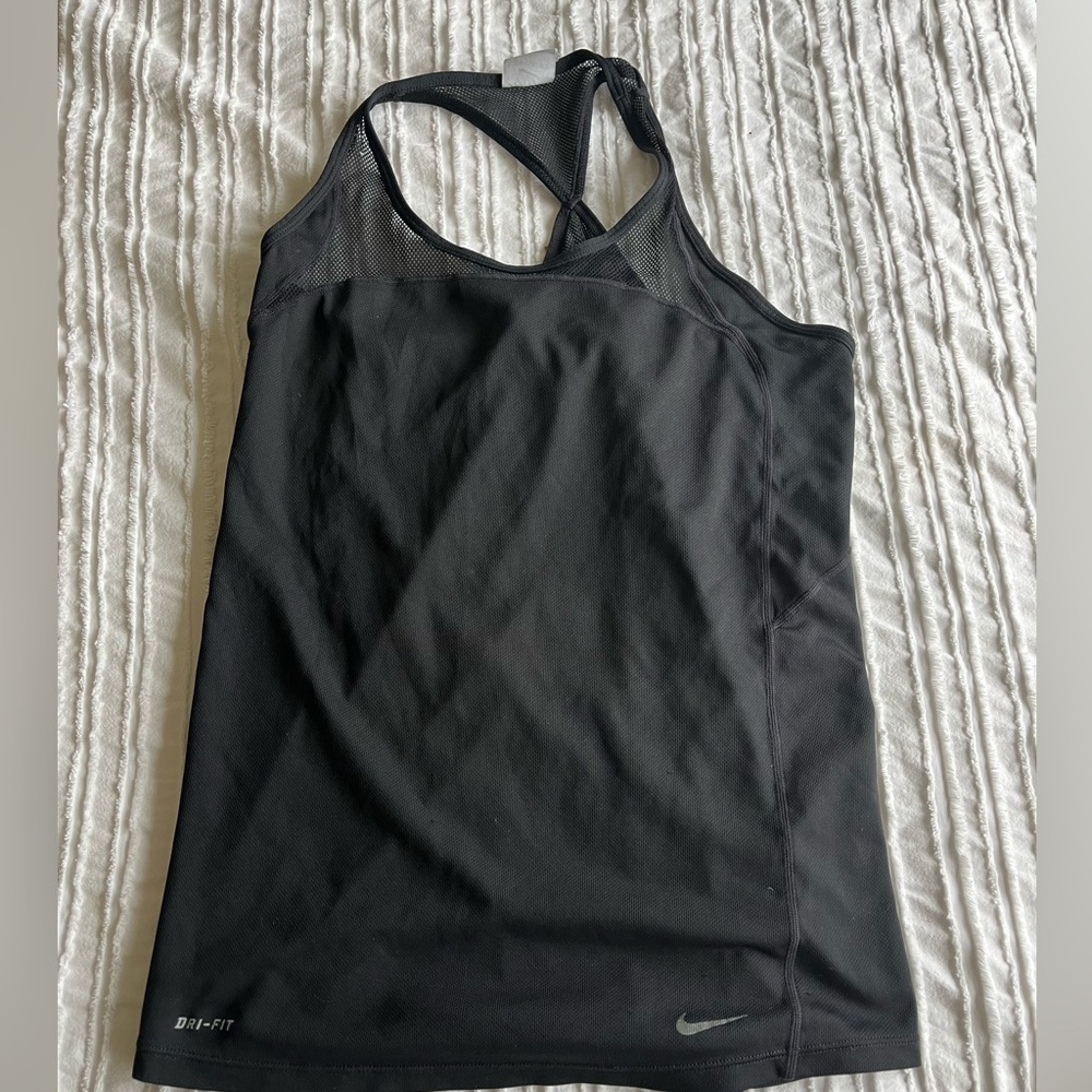 Black Nike workout tank